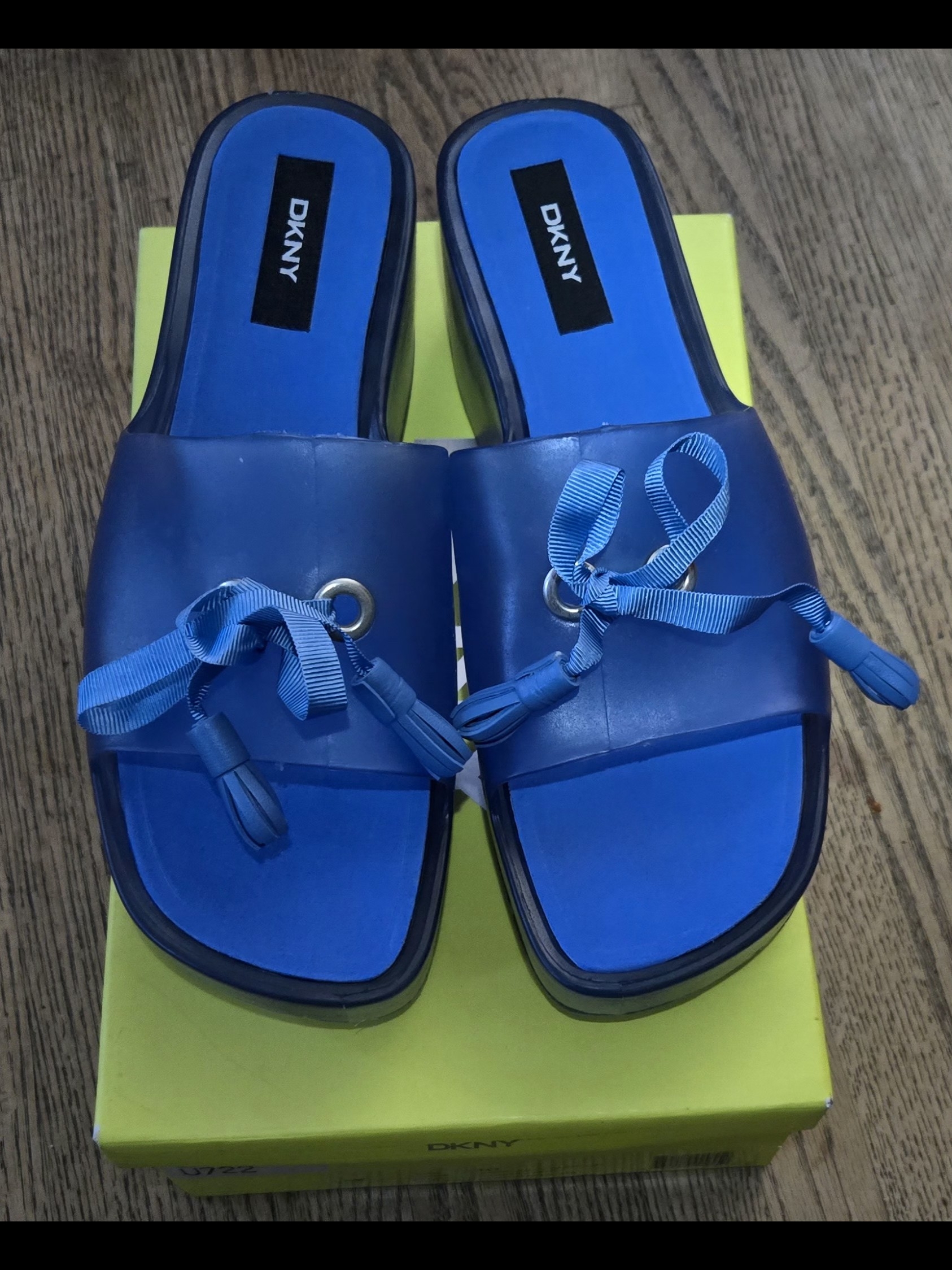 Dkny Blue Jelly Slide Platform Sandals With Ribbon Knot Accent